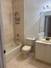 371 NE 26th Terrace in Homestead, FL - Building Photo - Building Photo