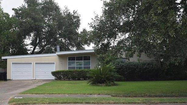 4410 Kingfisher Dr in Houston, TX - Building Photo