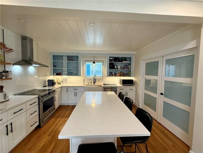 31 Slocum St in Newport, RI - Building Photo - Building Photo