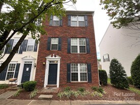 15626 King Louis Ct in Charlotte, NC - Building Photo