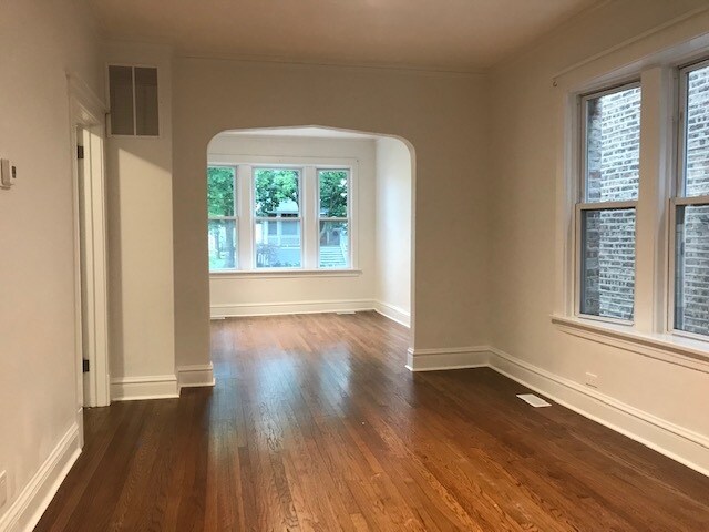 4419 N Kildare Ave, Unit 1 in Chicago, IL - Building Photo - Building Photo