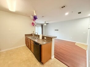 6880 Skaff Ave in Jacksonville, FL - Building Photo - Building Photo