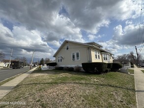 104 Bennett Ave in Neptune City, NJ - Building Photo - Building Photo