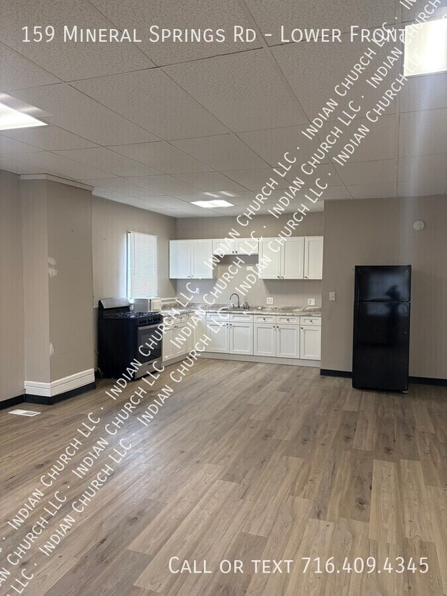 159 Mineral Springs Rd in Buffalo, NY - Building Photo - Building Photo