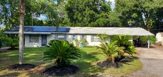 1113 E Oak St, Unit 3 in Apopka, FL - Building Photo