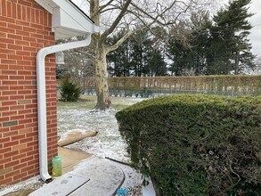 37 Dogwood Dr in Spring Lake, NJ - Building Photo - Building Photo