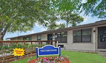 Oak Shade Apartments in Orange City, FL - Building Photo - Building Photo