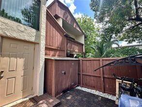 7034 SW 114th Pl in Miami, FL - Building Photo - Building Photo