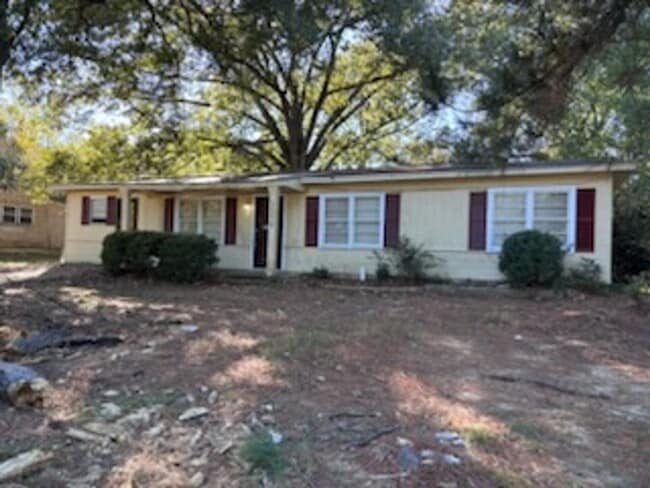 property at 3359 Suncrest Dr