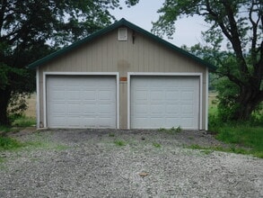 11109 72nd Rd SE in Agency, MO - Foto de edificio - Building Photo