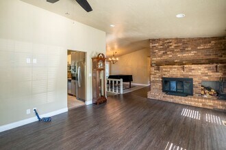 1905 E Lookout Dr in Coeur d'Alene, ID - Building Photo - Building Photo