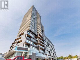 10 Graphophone Grv in Toronto, ON - Building Photo