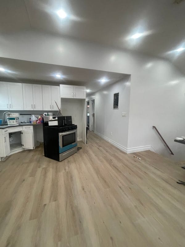 property at 1754 Hammersley Ave