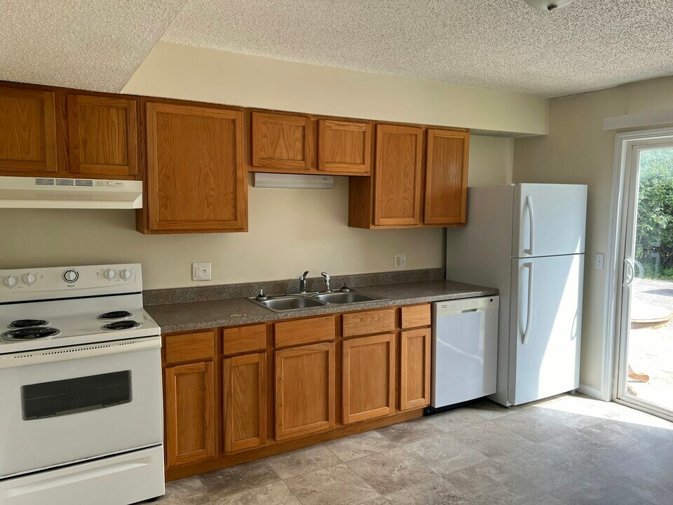 88 Mesa Rd in Springfield, IL - Building Photo