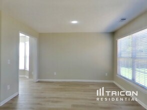 400 Ashby Pl in Nashville, TN - Building Photo - Building Photo