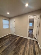 855 Meade Ave in Bellport, NY - Building Photo - Building Photo