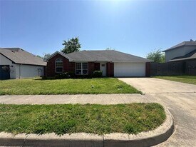 1428 Caneel Ct in Irving, TX - Building Photo