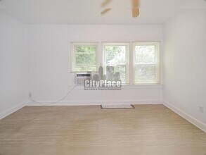 3261 Carrollton Ave in Indianapolis, IN - Building Photo - Building Photo