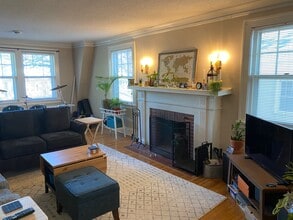 5000 Lyndale Ave S, Unit 2nd Floor in Minneapolis, MN - Building Photo - Building Photo