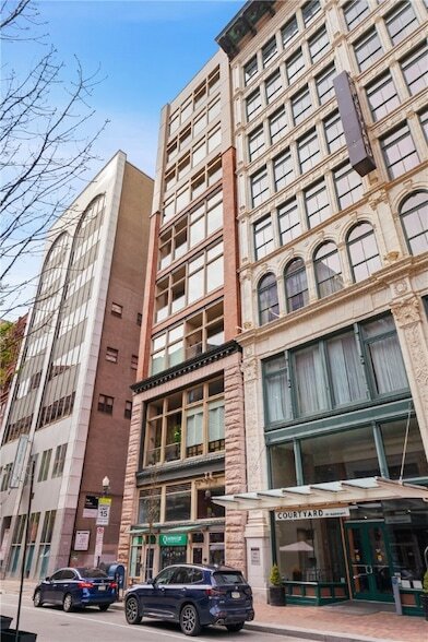 941 Penn Ave, Unit 902 in Pittsburgh, PA - Building Photo - Building Photo