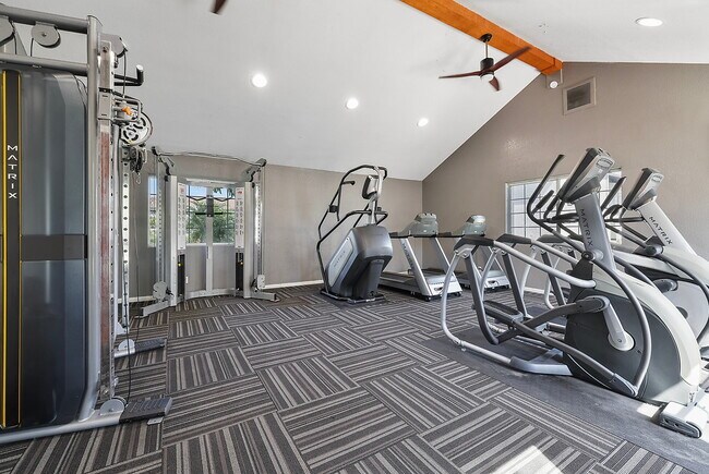 Country Villas in Oceanside, CA - Building Photo - Building Photo