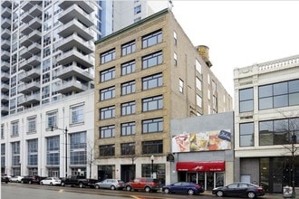 1323 S Michigan Ave in Chicago, IL - Building Photo - Building Photo