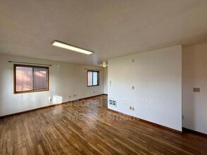 7614 Indiana St in Vancouver, WA - Foto de edificio - Building Photo