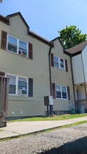 24 Manhan St in Waterbury, CT - Building Photo - Building Photo