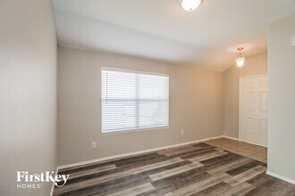 1450 Waldrop Dr in Lancaster, TX - Building Photo - Building Photo