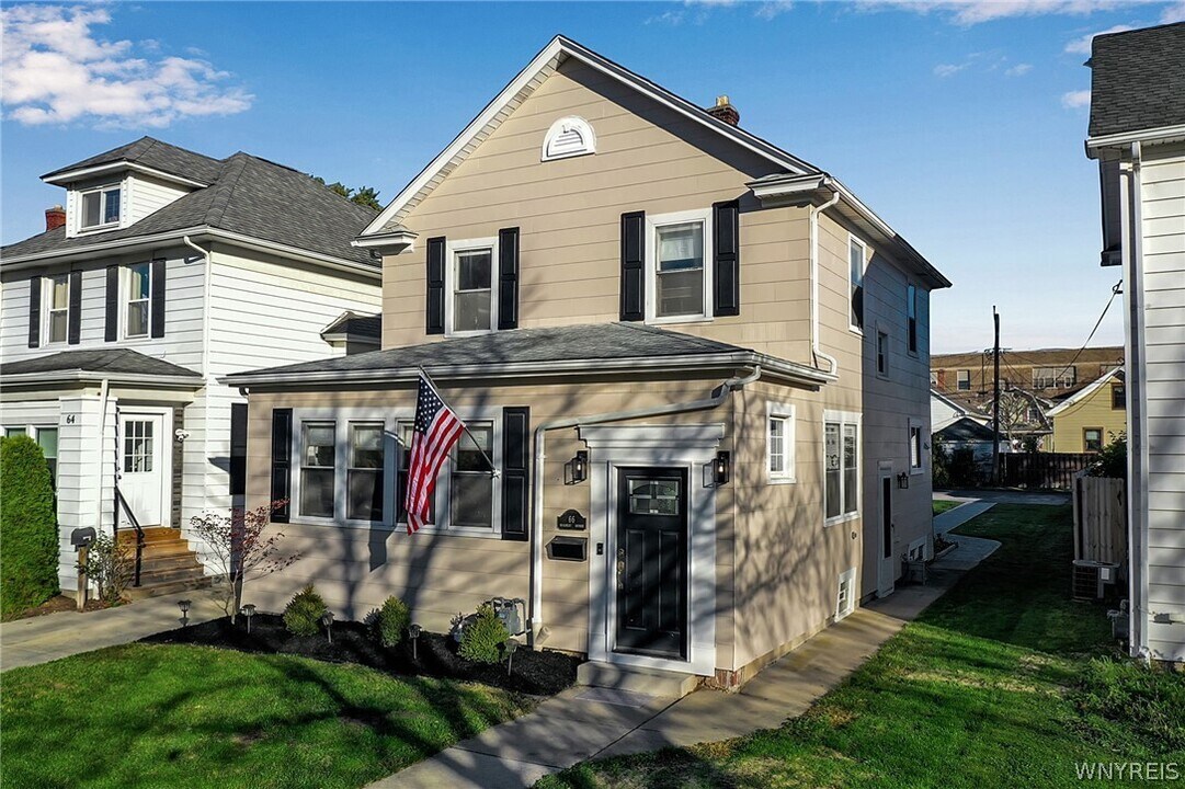 66 McKinley Ave in Kenmore, NY - Building Photo