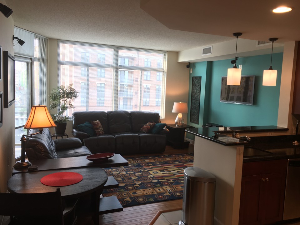 3650 S Glebe Rd, Unit 744 in Arlington, VA - Building Photo