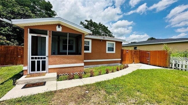 property at 850 E 19th St