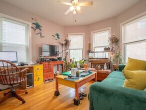 2 Melbourne St in Boston, MA - Building Photo - Building Photo