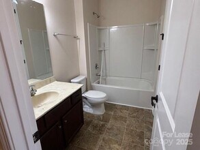 180 Silverspring Pl in Mooresville, NC - Building Photo - Building Photo