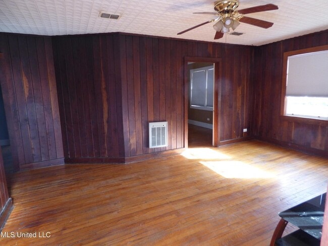 463 Monticello St SE in Bogue Chitto, MS - Foto de edificio - Building Photo