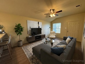 5804 Rustler Dr, Unit Unit B in Killeen, TX - Building Photo - Building Photo