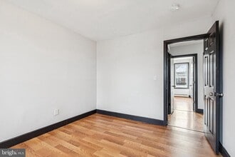 5221 Linden Heights Ave in Baltimore, MD - Building Photo - Building Photo