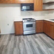 14925 Larch Ave, Unit 14925 in Lawndale, CA - Building Photo - Building Photo