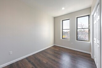 23-39 Main St in New Britain, CT - Building Photo - Interior Photo