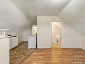 250 Summerfield Ave in Bridgeport, CT - Building Photo - Building Photo