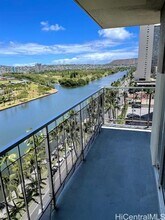 2115 Ala Wai Blvd in Honolulu, HI - Building Photo - Building Photo