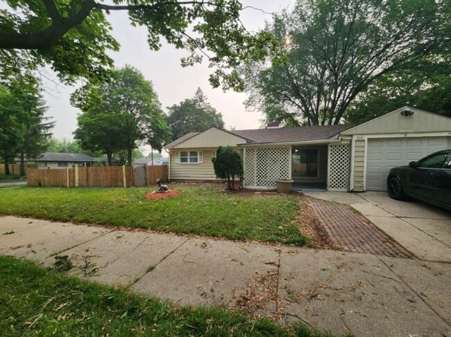 5643 N 58th St in Milwaukee, WI - Building Photo - Building Photo