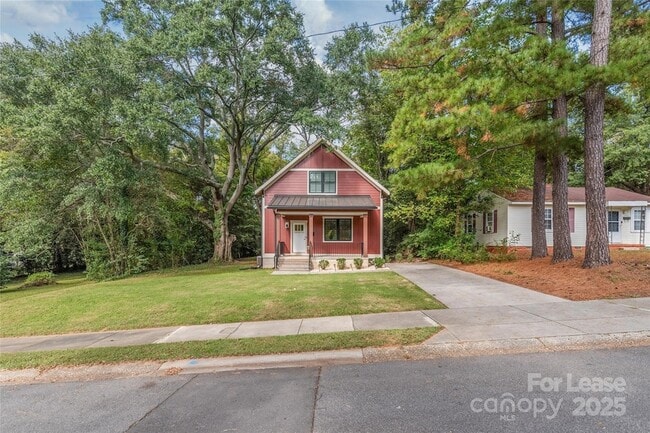 property at 712 Seldon Dr