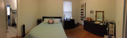 2419 E Stratford Ct in Milwaukee, WI - Building Photo - Building Photo