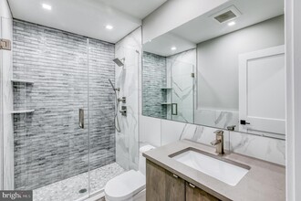 2026 Spring Garden St-Unit -1B in Philadelphia, PA - Building Photo - Building Photo