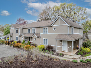 Park Place in Chicopee, MA - Building Photo - Building Photo