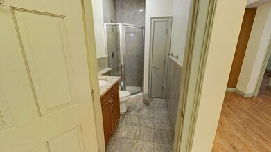 531 Newbury St, Unit 1 in Boston, MA - Foto de edificio - Building Photo