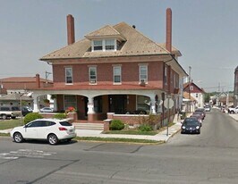 49 E Cherry St, Unit 49A in Palmyra, PA - Building Photo
