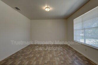 410 Maple Dr in Schertz, TX - Building Photo - Building Photo