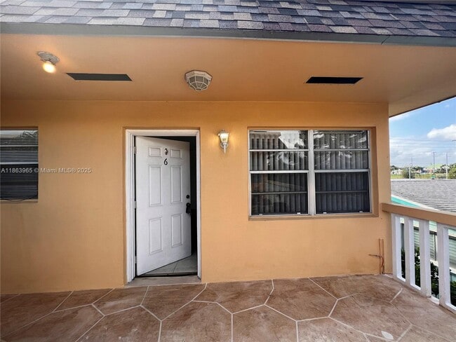 property at 410 SE 4th Ave